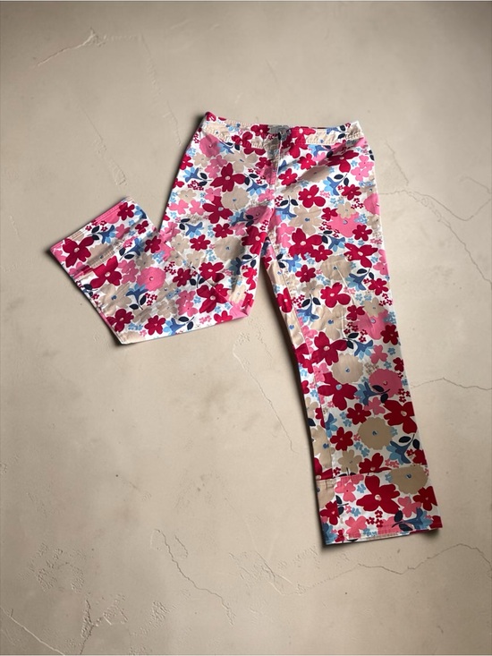 LOFT Pants - LOFT Floral Capris in Pink, Red, Blue, Cream